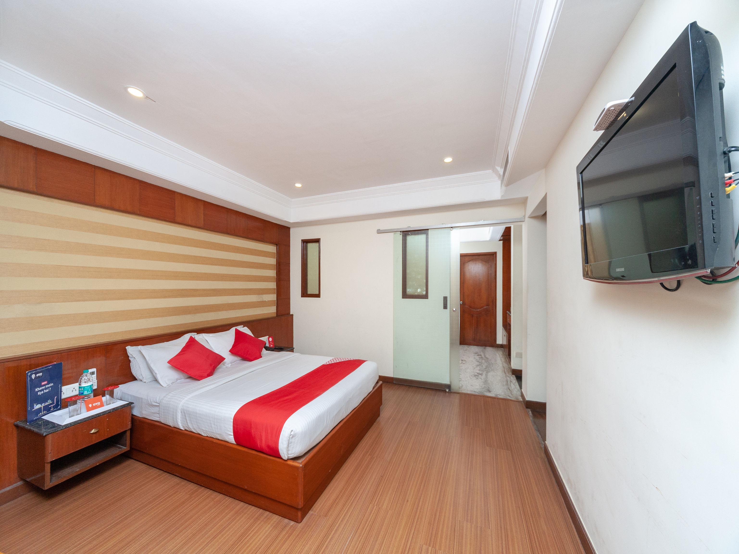 Capital O 6229 Ilara Hotels And Resorts Siruseri Exterior photo